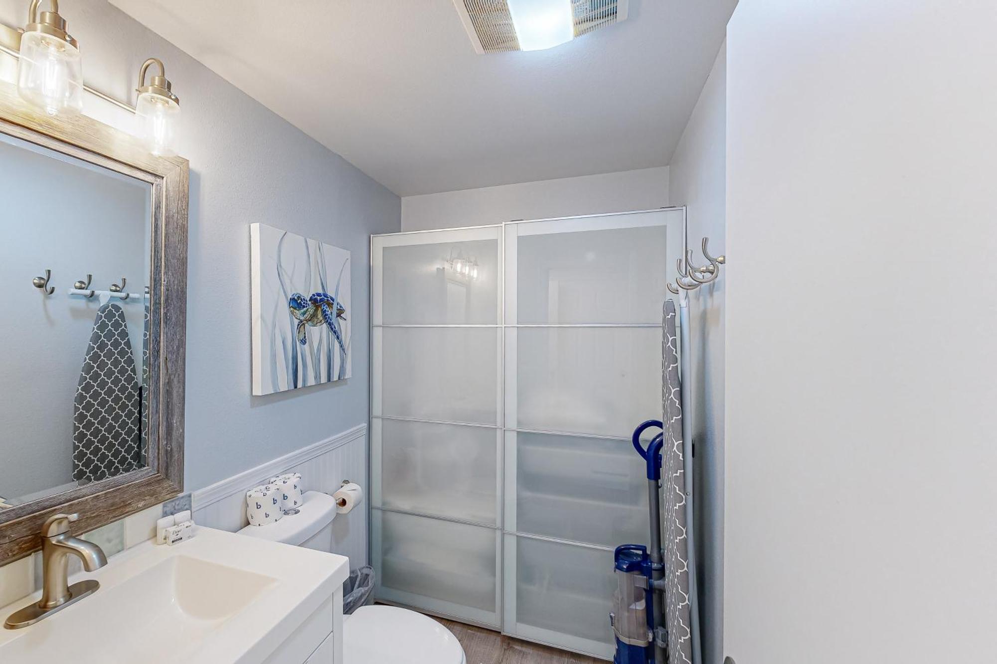 ​Rock Creek Inn Vacation Condos Рокуэй-Бич Номер фото