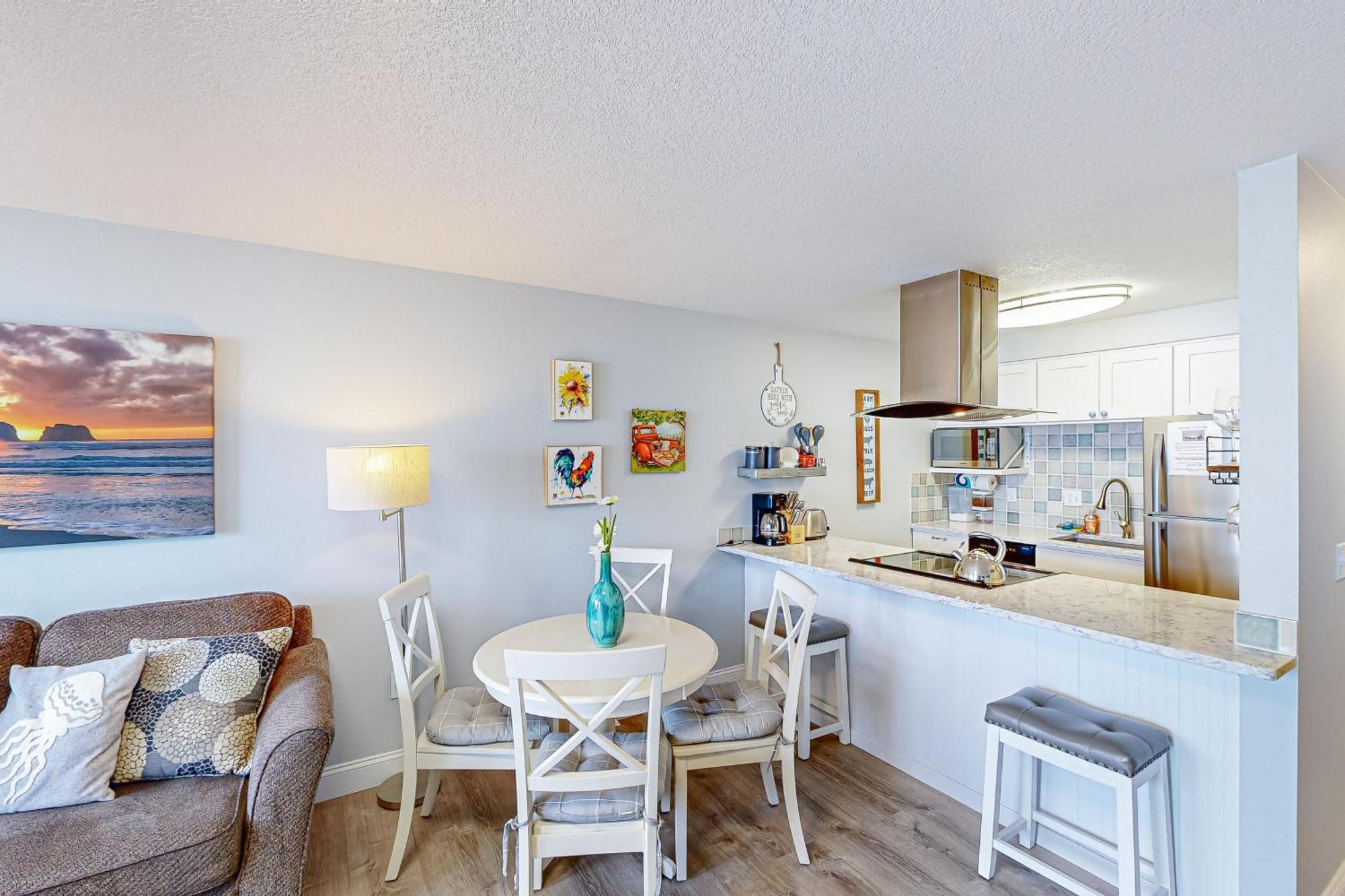 ​Rock Creek Inn Vacation Condos Рокуэй-Бич Номер фото