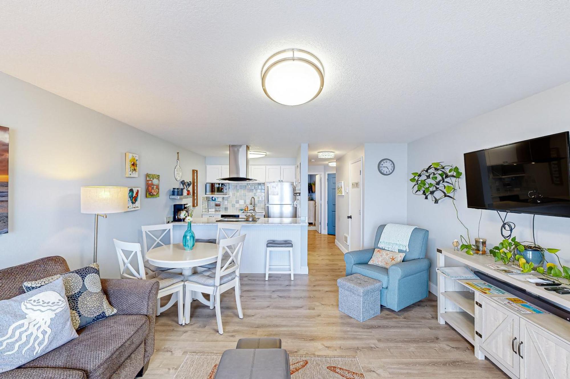 ​Rock Creek Inn Vacation Condos Рокуэй-Бич Номер фото